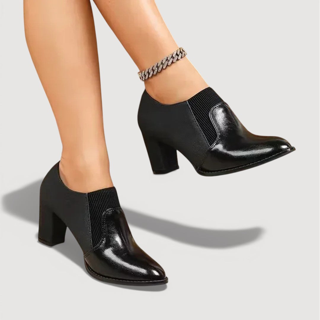 Crisilyn – Vintage Block Heels